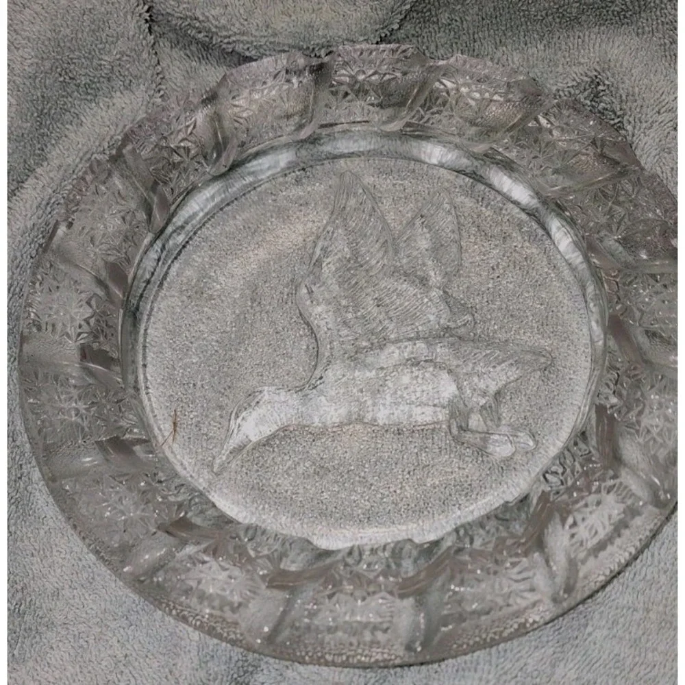 Vtg Clear Glass ashtray mallard duck flight heavy duty Cottagecore Grannycore